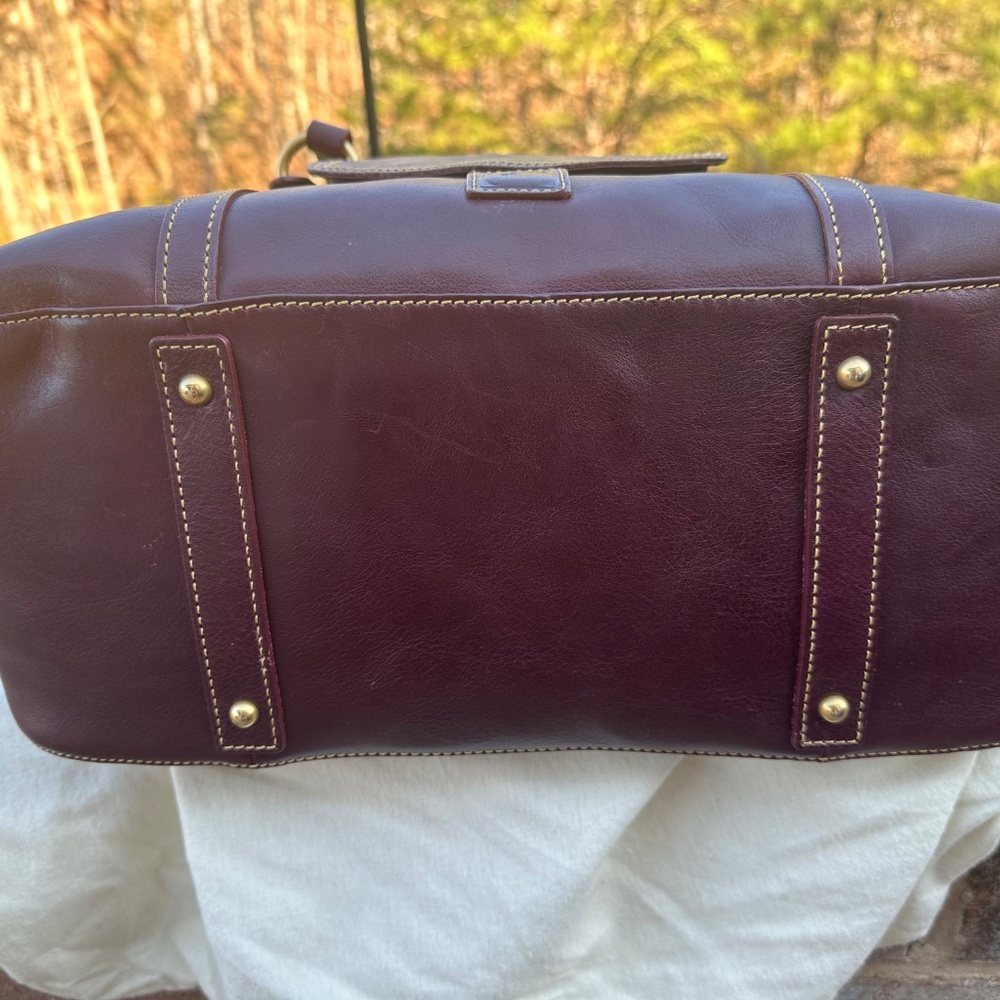 Dooney and Bourke Smith - Picture 8 of 15